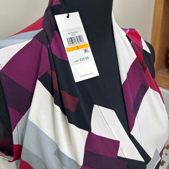 Calvin Klein Tank Top Geometric Design Small NWT - Picture 2 of 3